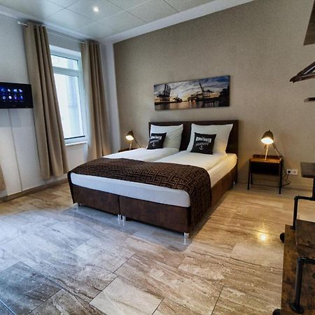 Neu! Einmaliges Loft Im Binnenhafen - Hafenblick! Hamburg Kültér fotó